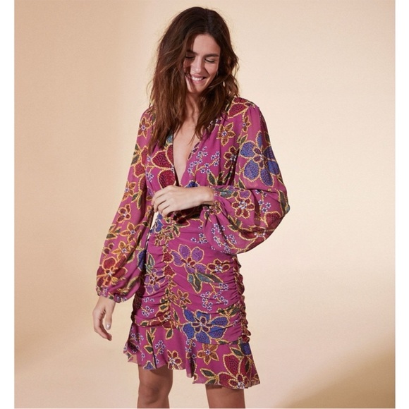 FARM Rio Dresses & Skirts - FARM RIO Mauve Pink Blue Floral Long Sleeve Plunging V Ruched Ruffle Mini Dress